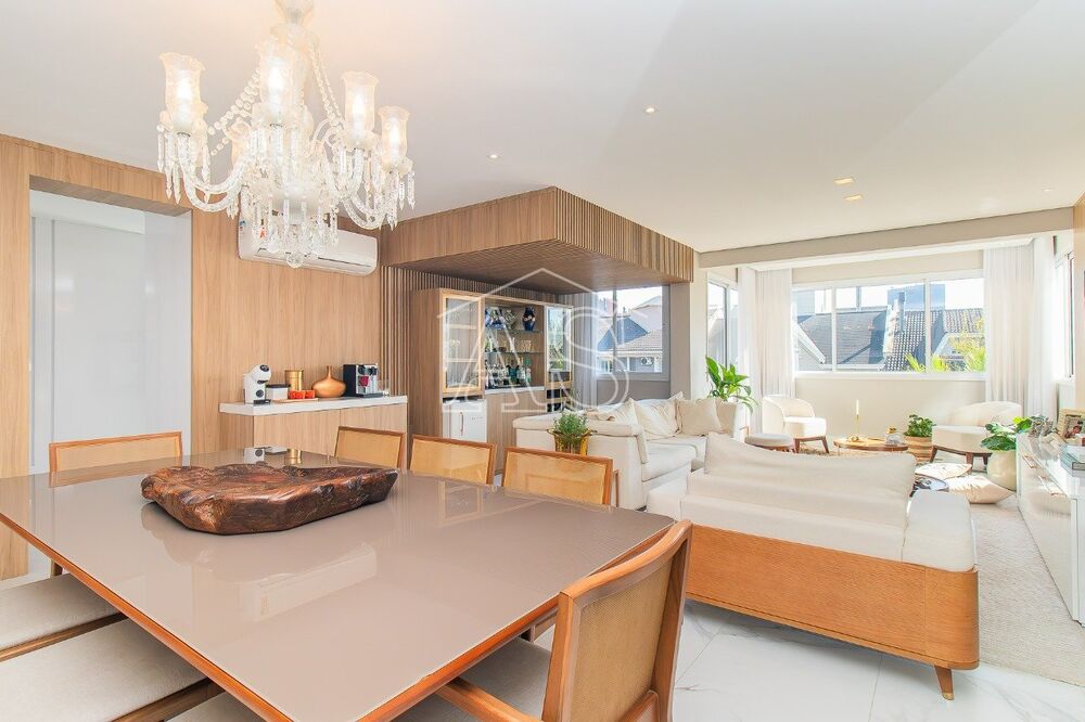 Apartamento à venda com 3 quartos, 134m² - Foto 1