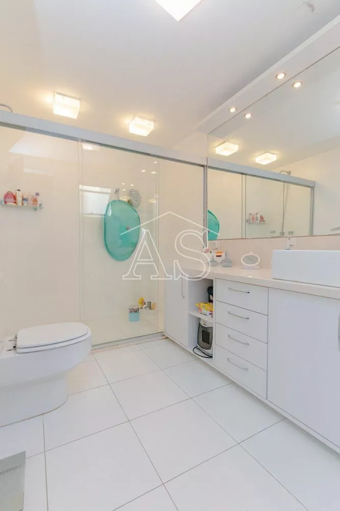 Casa, 6 quartos, 650 m² - Foto 1