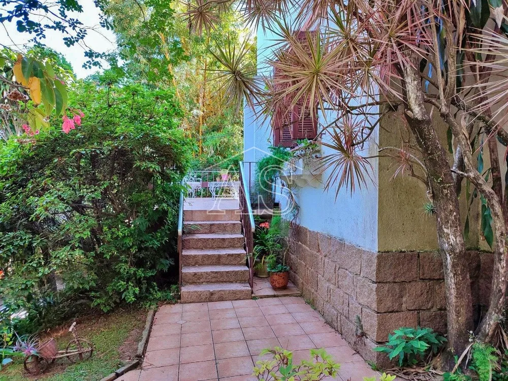 Casa, 6 quartos, 570 m² - Foto 1