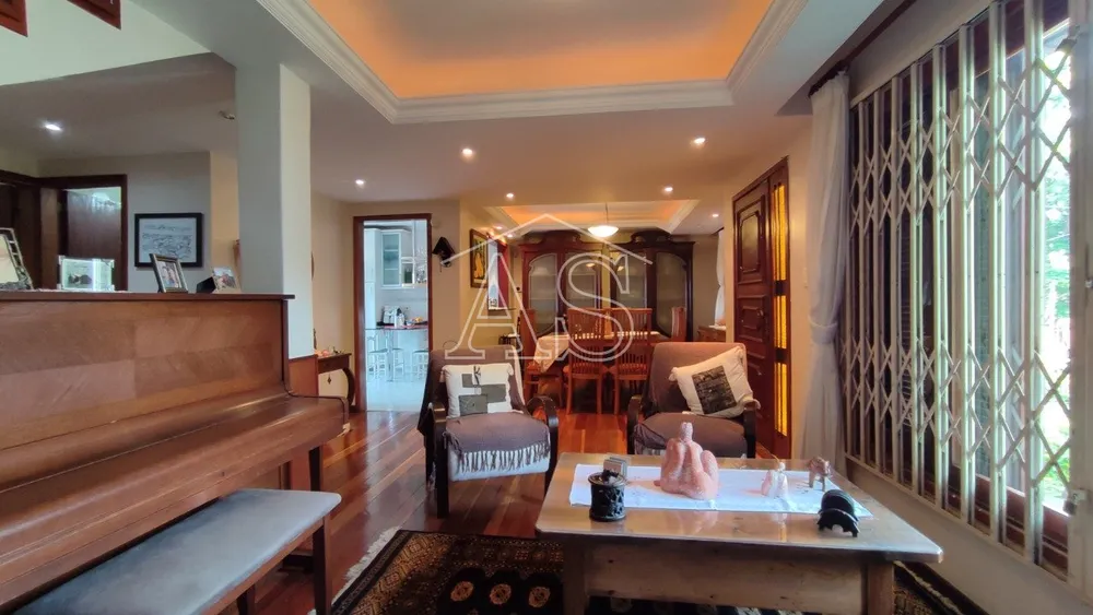 Casa, 3 quartos, 274 m² - Foto 6