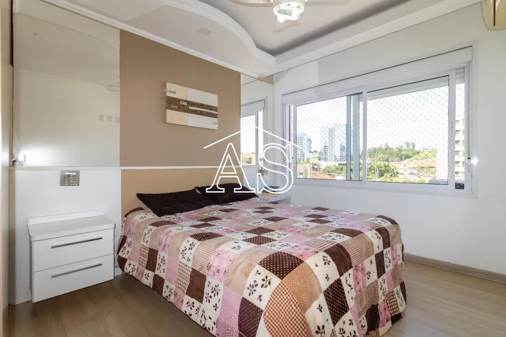 Cobertura, 3 quartos, 205 m² - Foto 2