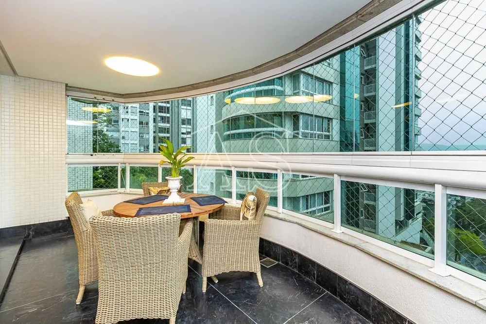 Apartamento, 3 quartos, 223 m² - Foto 3