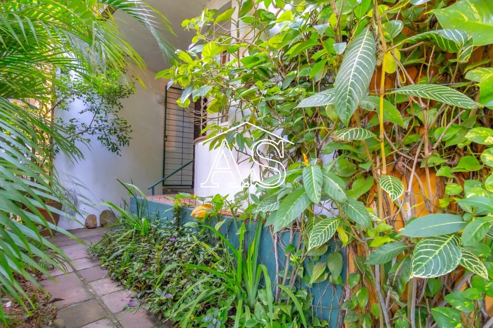 Casa, 3 quartos, 253 m² - Foto 1