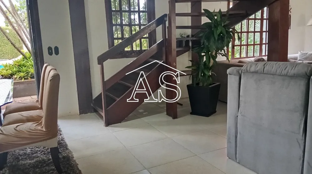 Casa, 4 quartos, 270 m² - Foto 2