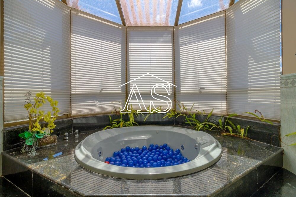 Casa à venda com 3 quartos, 390m² - Foto 4
