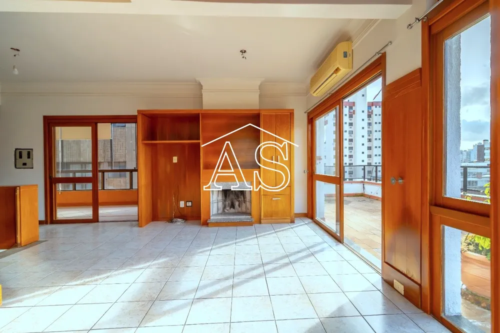 Cobertura, 3 quartos, 217 m² - Foto 2