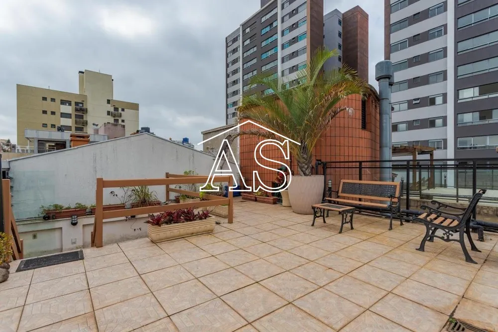 Cobertura, 3 quartos, 266 m² - Foto 1