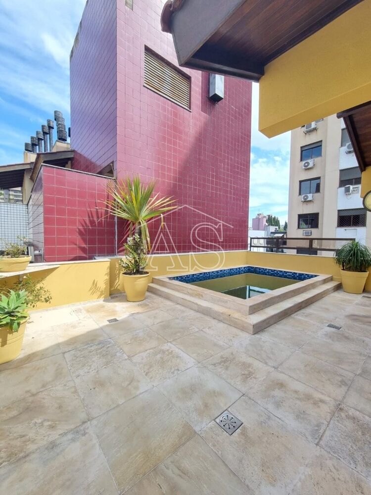 Cobertura, 3 quartos, 245 m² - Foto 2