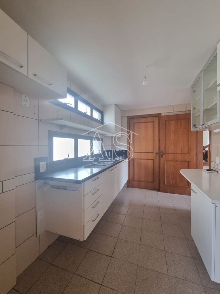 Cobertura, 3 quartos, 245 m² - Foto 7