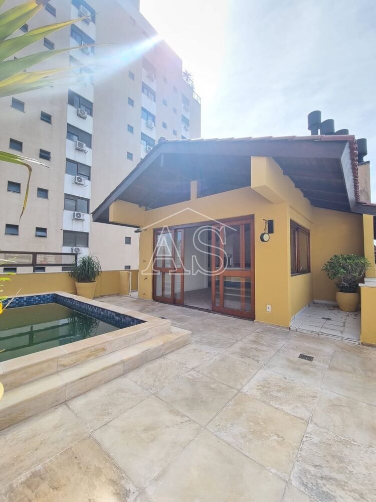 Cobertura, 3 quartos, 245 m² - Foto 1