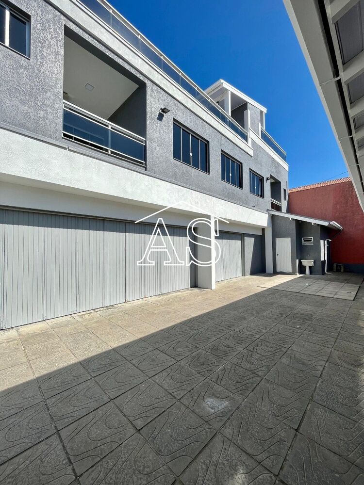 Casa à venda com 9 quartos, 381m² - Foto 3