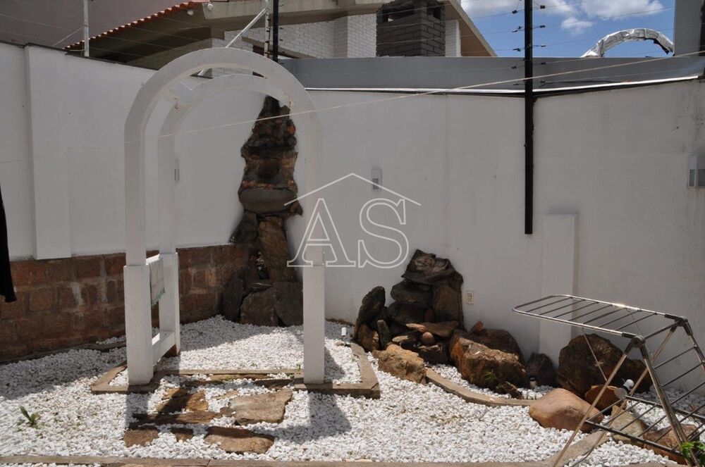 Casa à venda com 4 quartos, 526 - Foto 10