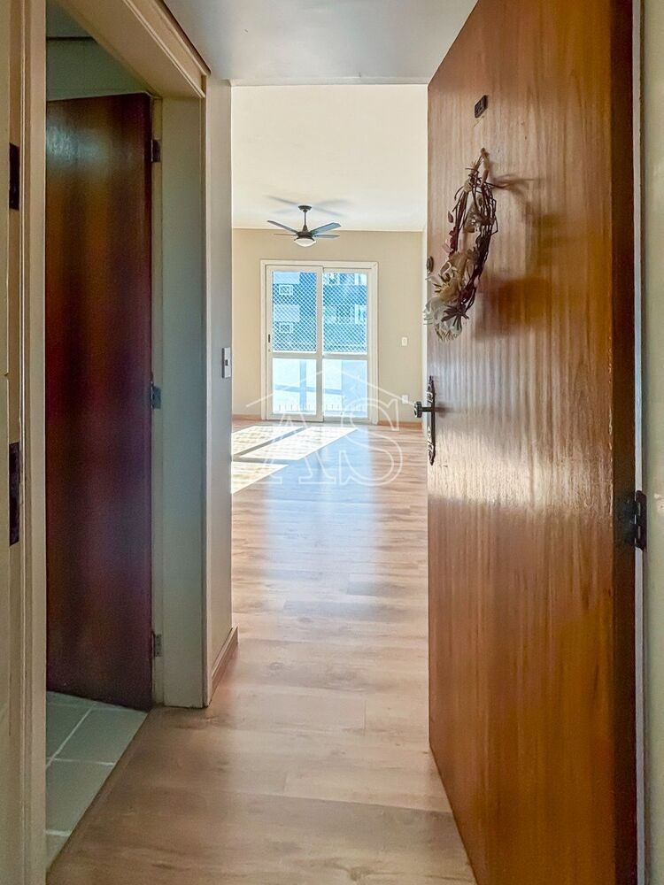 Apartamento à venda com 3 quartos, 81m² - Foto 1