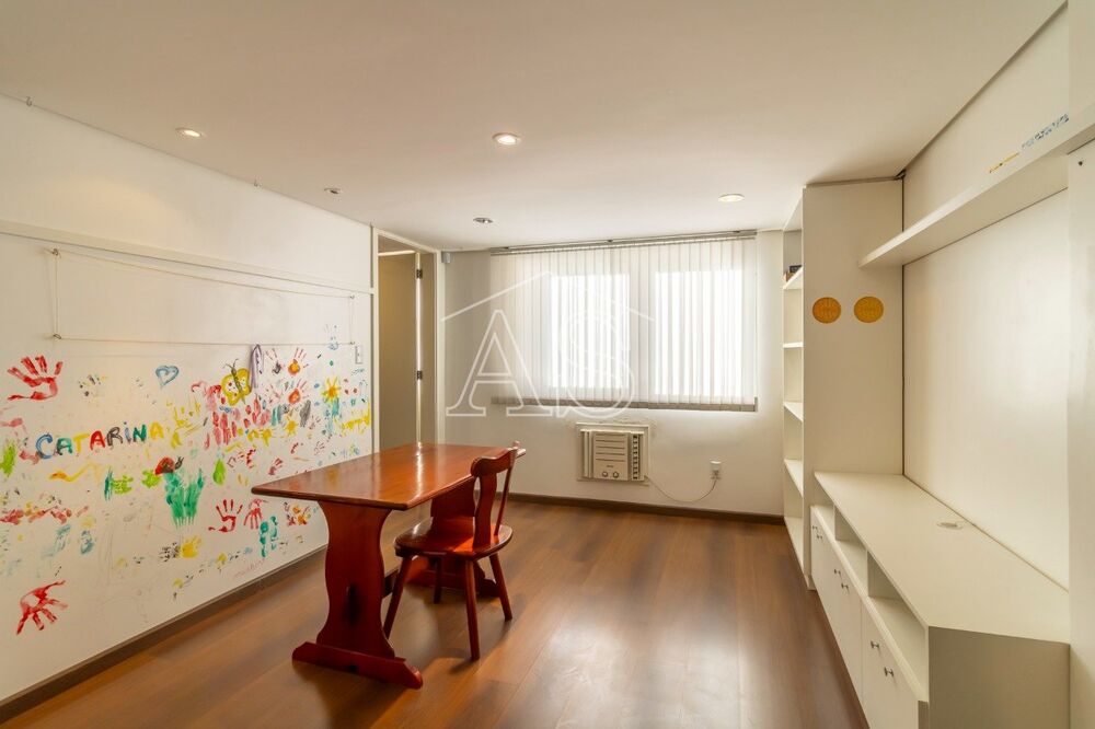 Apartamento à venda com 3 quartos, 121m² - Foto 11