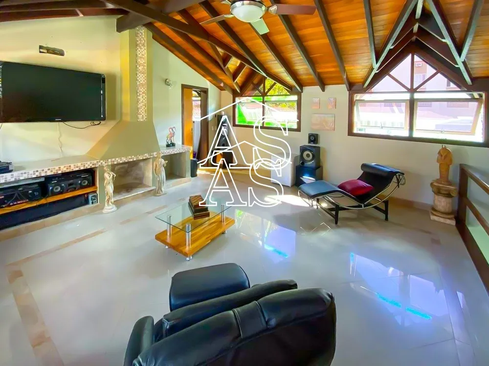 Casa, 3 quartos, 263 m² - Foto 16