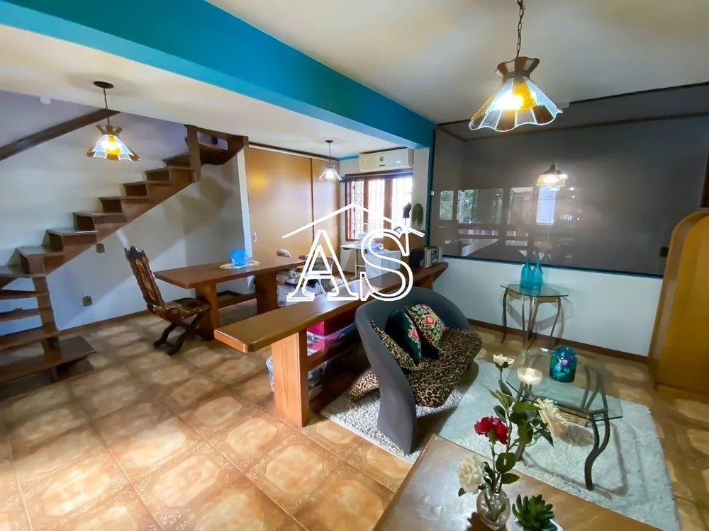 Casa, 3 quartos, 263 m² - Foto 4