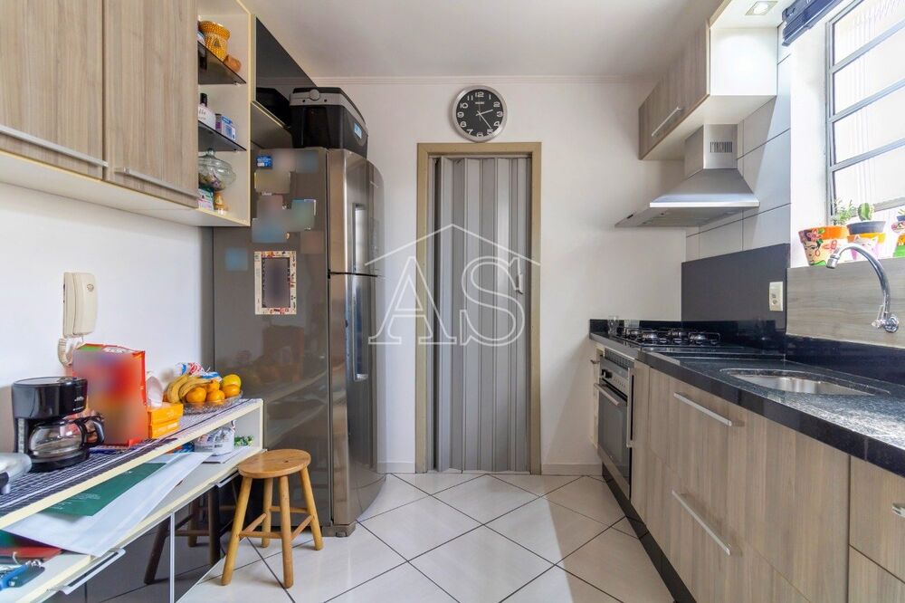 Apartamento à venda com 2 quartos, 64m² - Foto 3