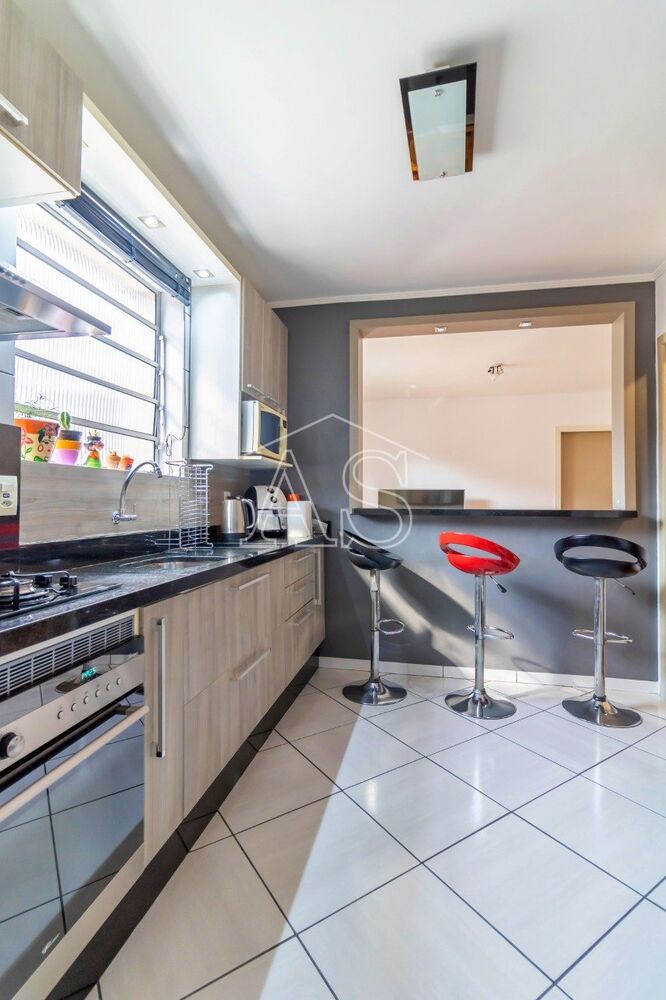 Apartamento à venda com 2 quartos, 64m² - Foto 4