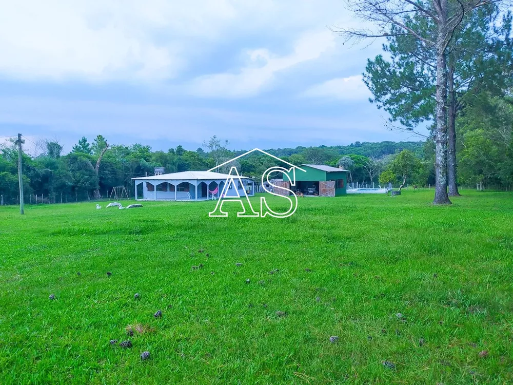 Sítio, 4 quartos, 10000 m² - Foto 1