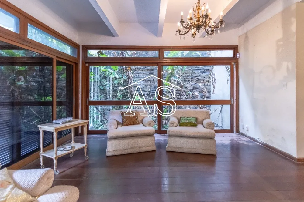 Casa, 4 quartos, 440 m² - Foto 1