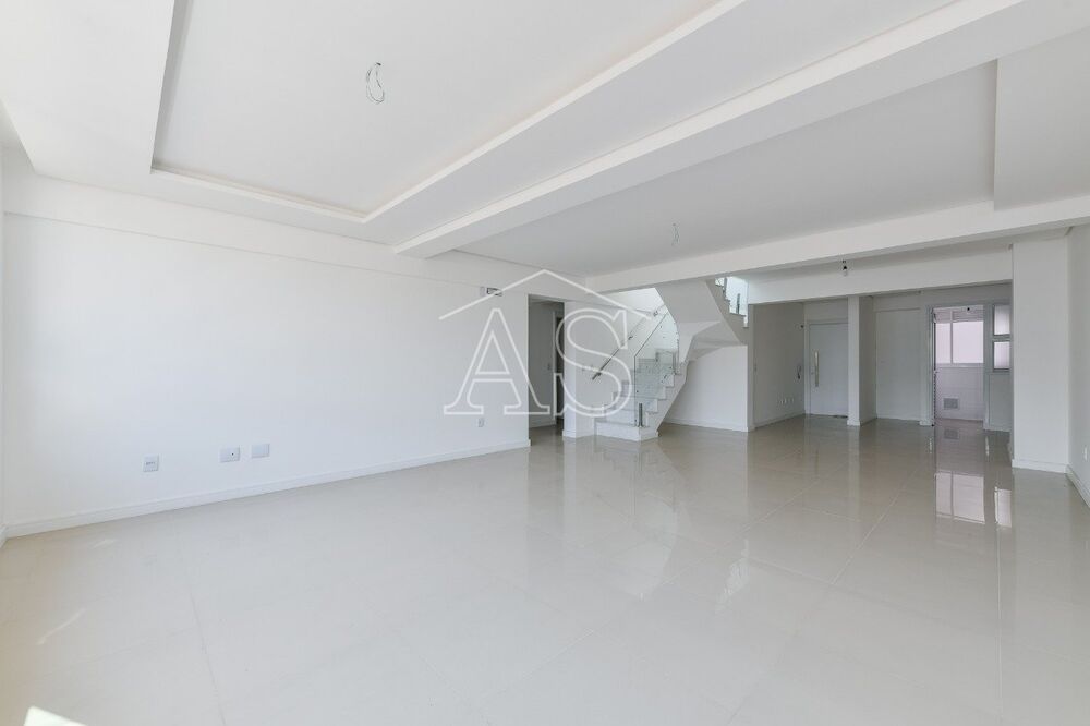 Cobertura, 3 quartos, 243 m² - Foto 1
