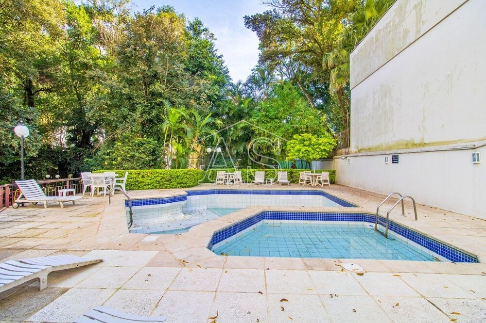 Apartamento à venda com 3 quartos, 146m² - Foto 9