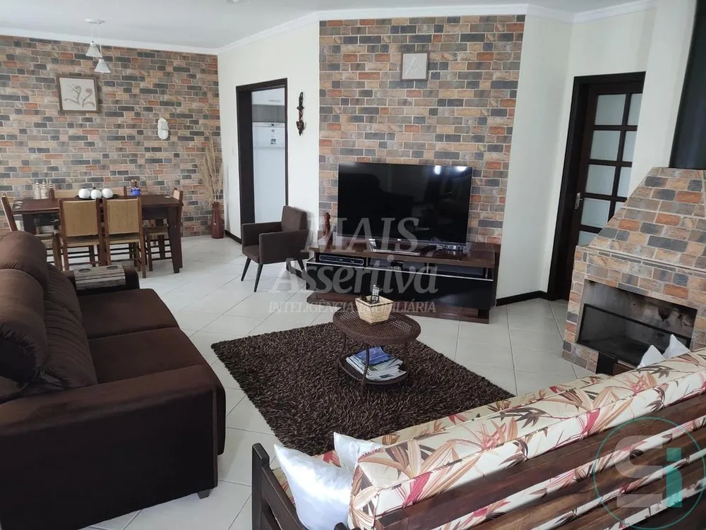 Casa, 3 quartos, 204 m² - Foto 2