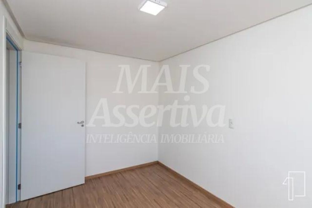 Apartamento à venda com 2 quartos, 60m² - Foto 3
