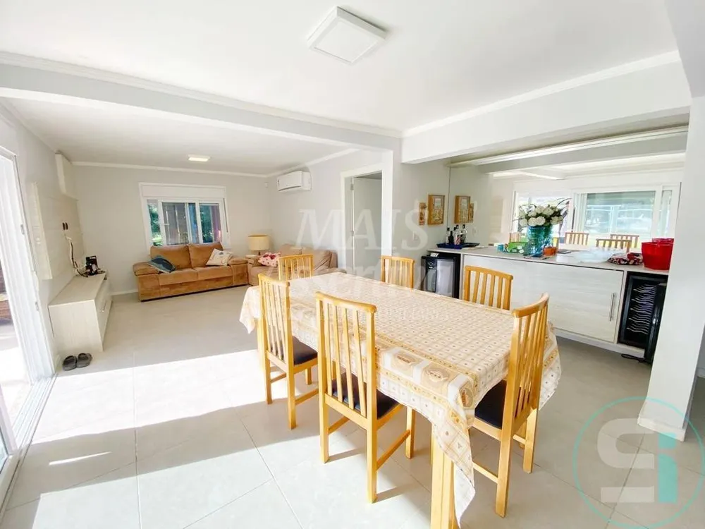 Casa, 6 quartos, 123 m² - Foto 4