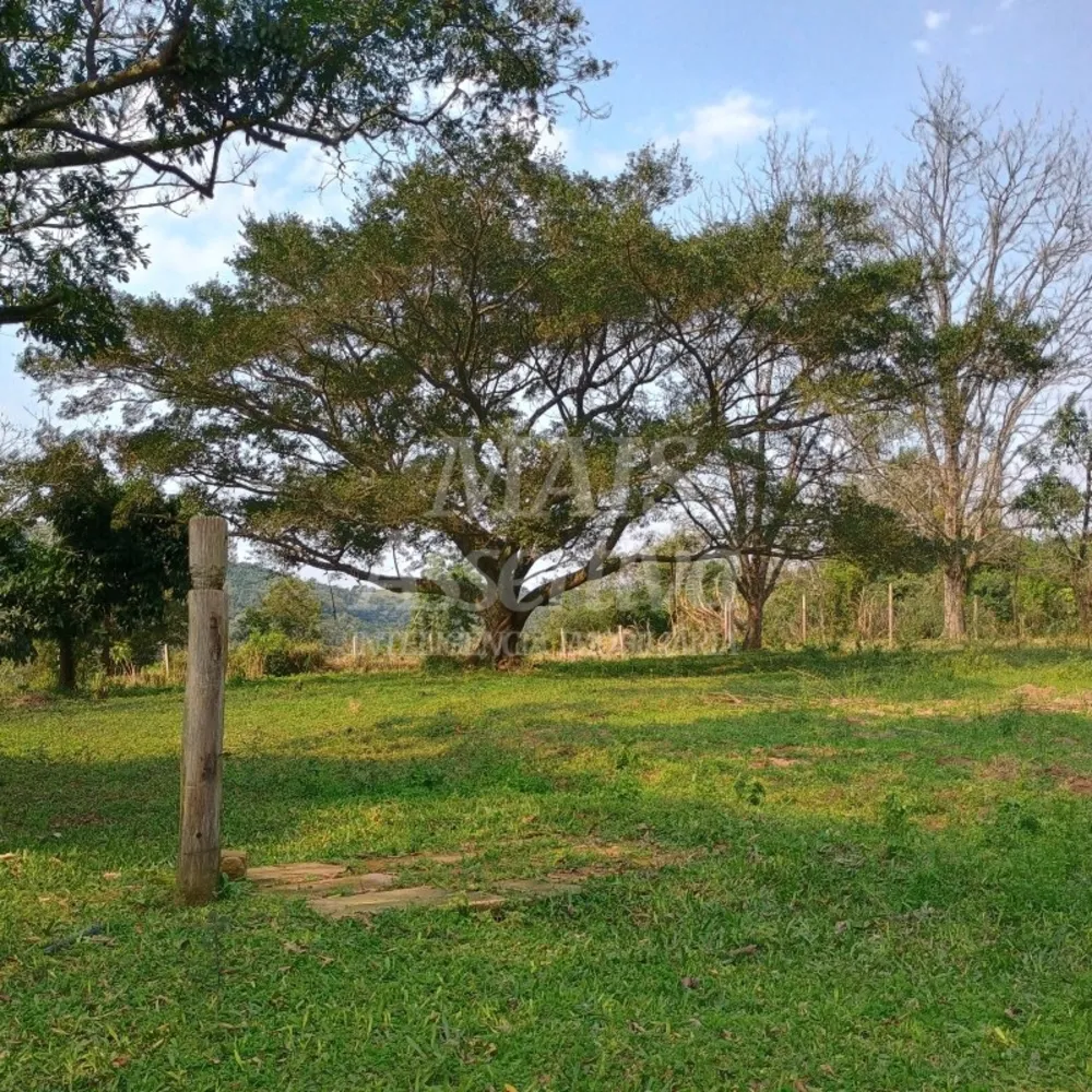Chácara, 3 quartos, 20 m² - Foto 1
