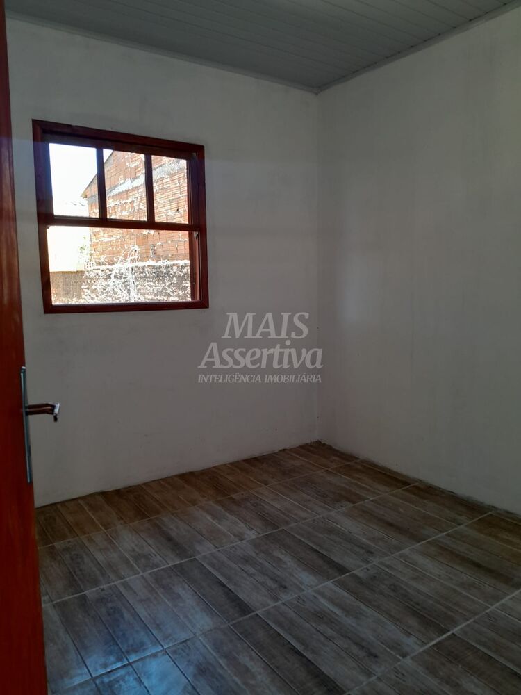 Casa à venda com 2 quartos, 48m² - Foto 7