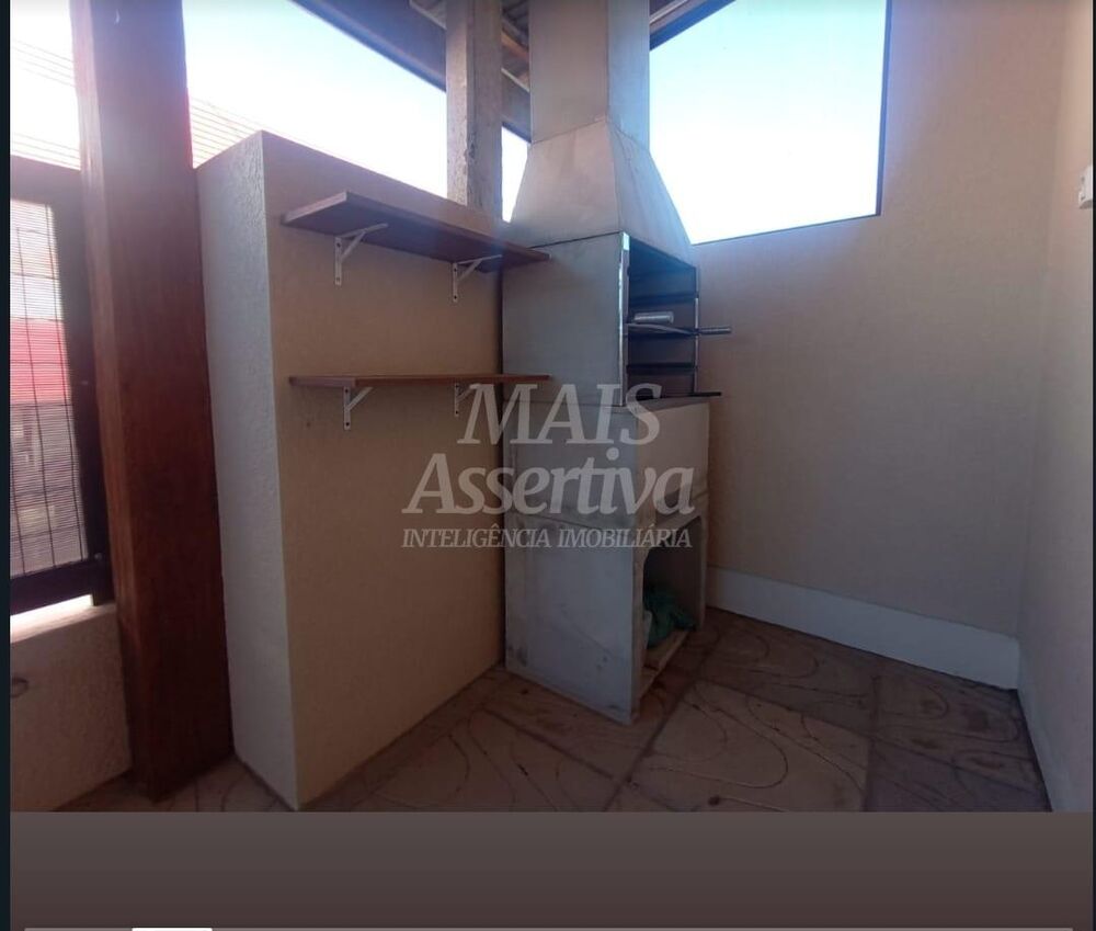 Casa à venda com 3 quartos, 71m² - Foto 5