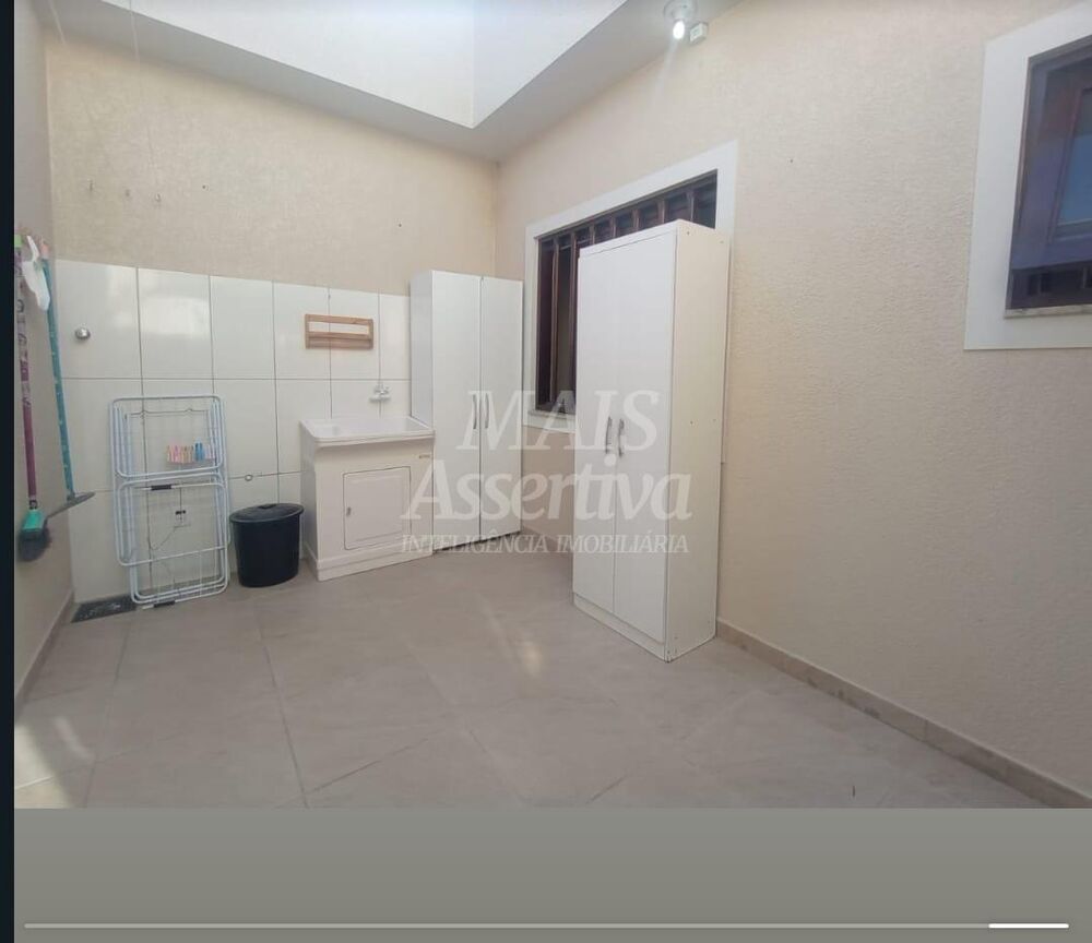 Casa à venda com 3 quartos, 71m² - Foto 7