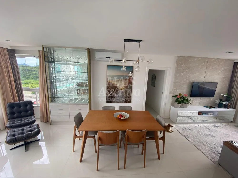Apartamento, 3 quartos, 159 m² - Foto 2