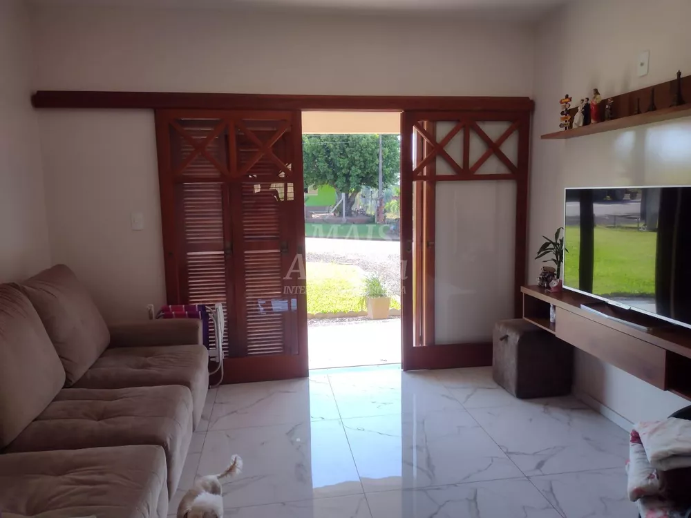 Casa, 3 quartos, 200 m² - Foto 2