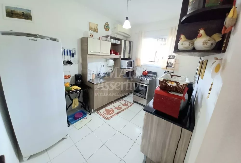 Casa, 3 quartos, 113 m² - Foto 2