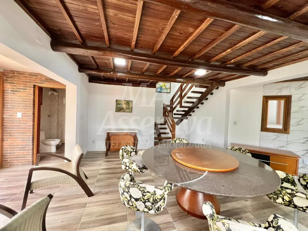 Casa, 3 quartos, 250 m² - Foto 3