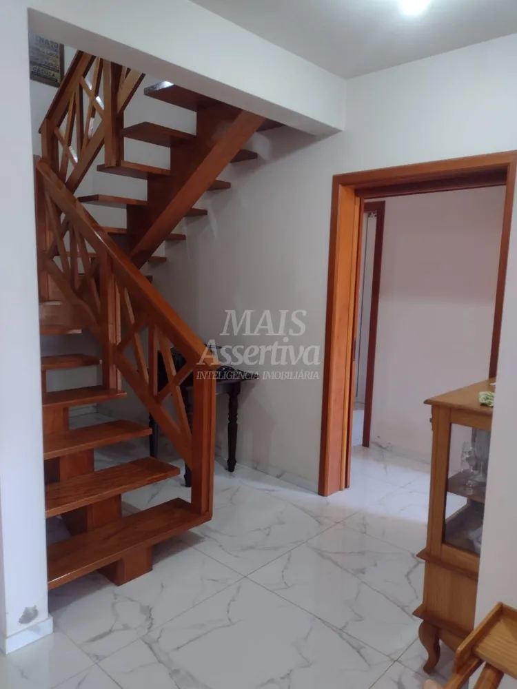 Casa, 3 quartos, 200 m² - Foto 1