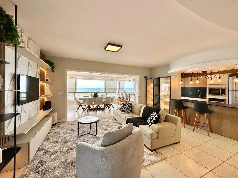 Apartamento, 4 quartos, 212 m² - Foto 2