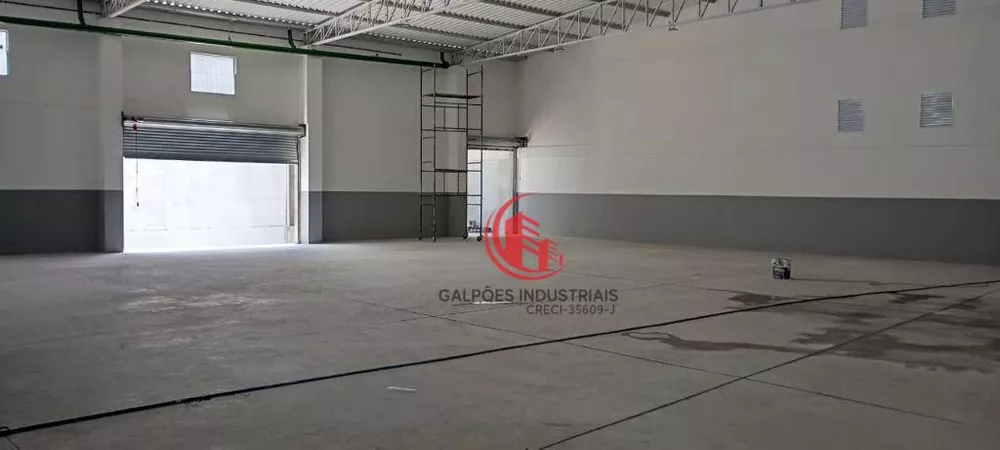 Depósito-Galpão-Armazém para alugar, 650m² - Foto 1