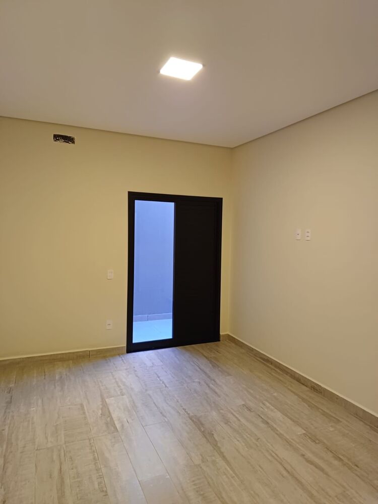 Casa, 3 quartos, 105 m² - Foto 1