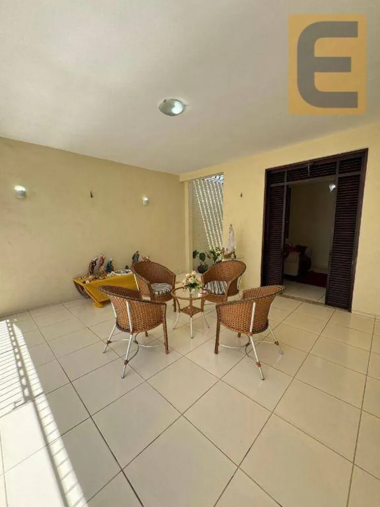 Casa, 5 quartos, 190 m² - Foto 4