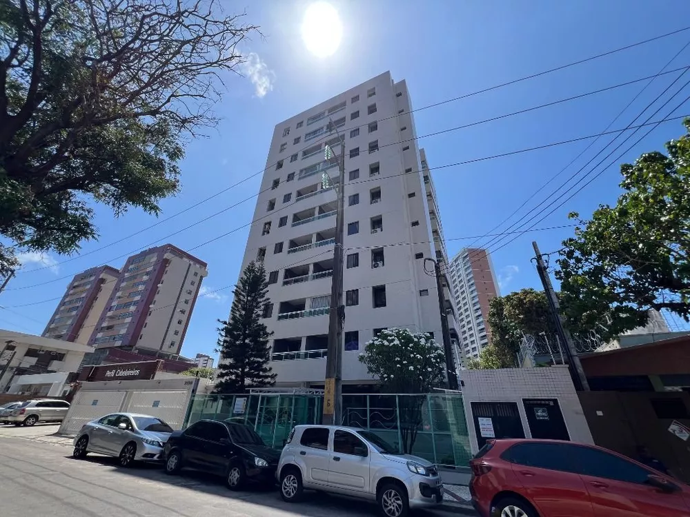 Apartamento à venda com 3 quartos, 70m² - Foto 1