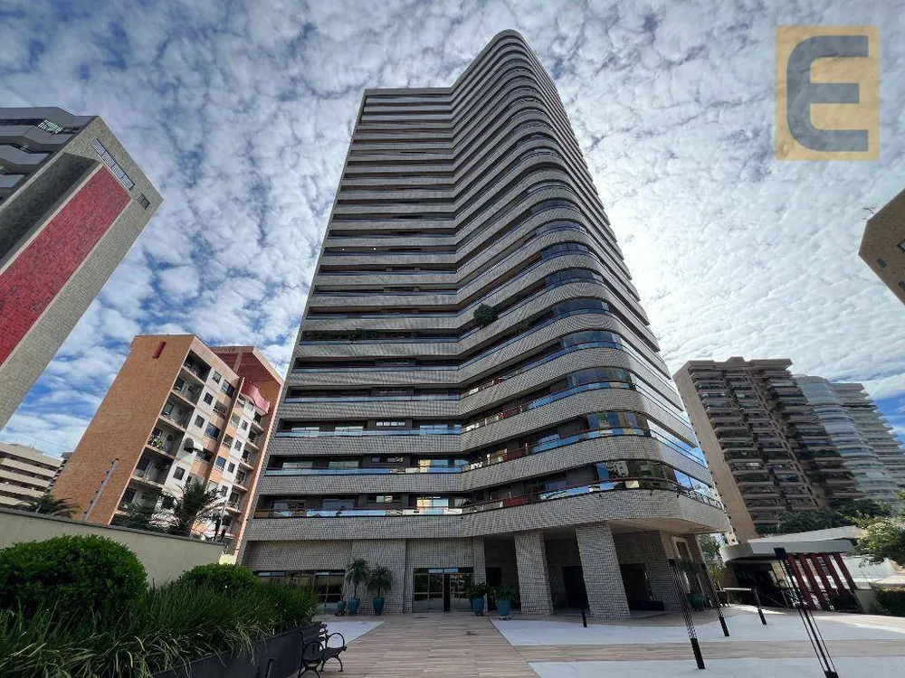 Apartamento, 3 quartos, 340 m² - Foto 1