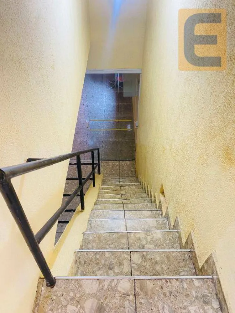 Casa, 5 quartos, 223 m² - Foto 2