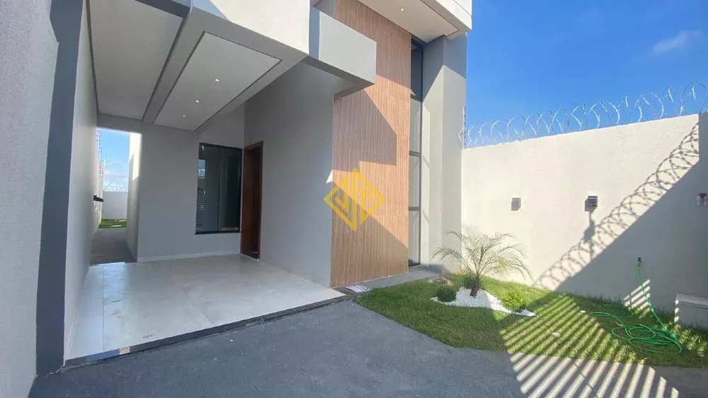 Casa à venda com 2 quartos, 103m² - Foto 2