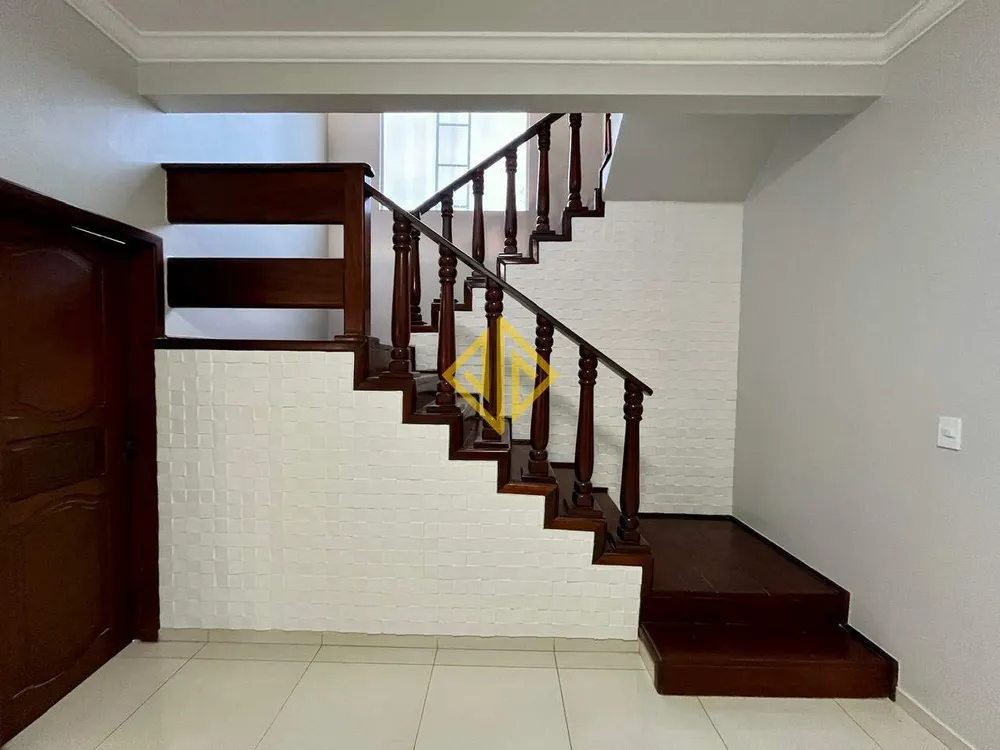 Sobrado, 332 m² - Foto 2