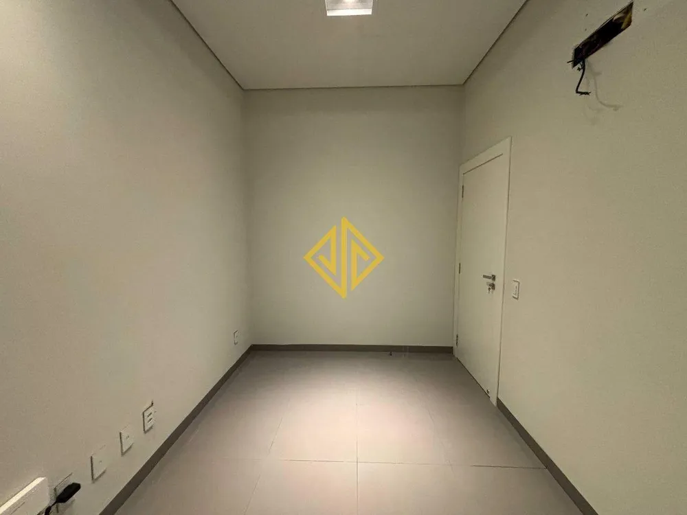 Casa, 3 quartos, 280 m² - Foto 35