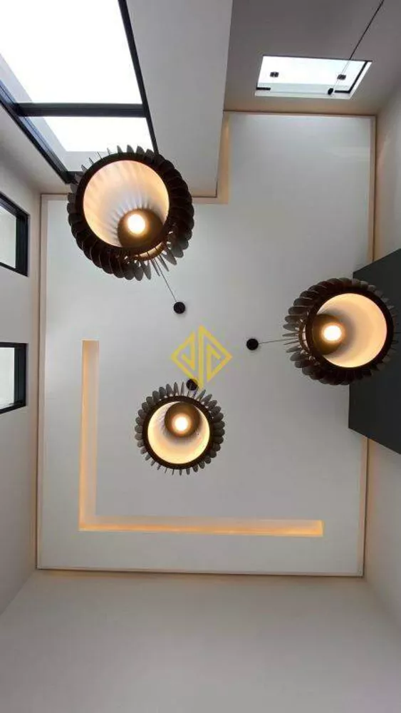 Casa, 4 quartos, 242 m² - Foto 2