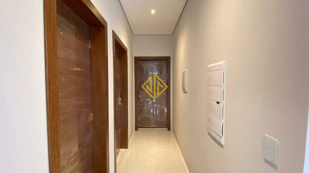 Casa, 4 quartos, 242 m² - Foto 2